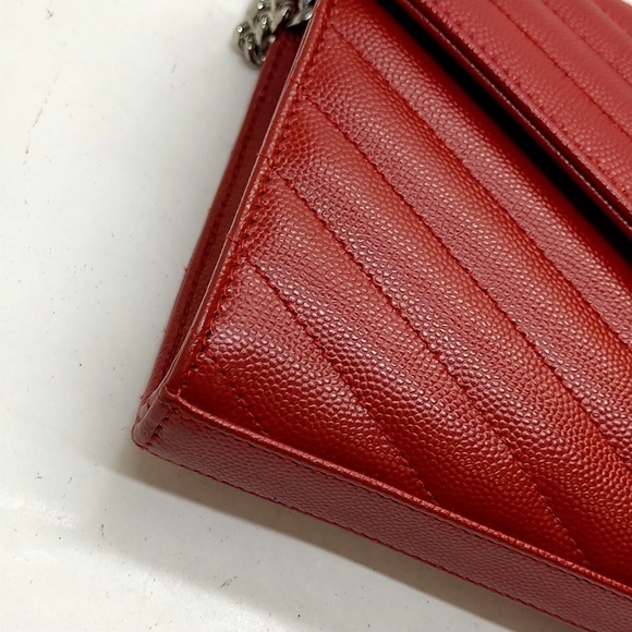 Saint Laurent Red Leather bag - Picture 6 of 9